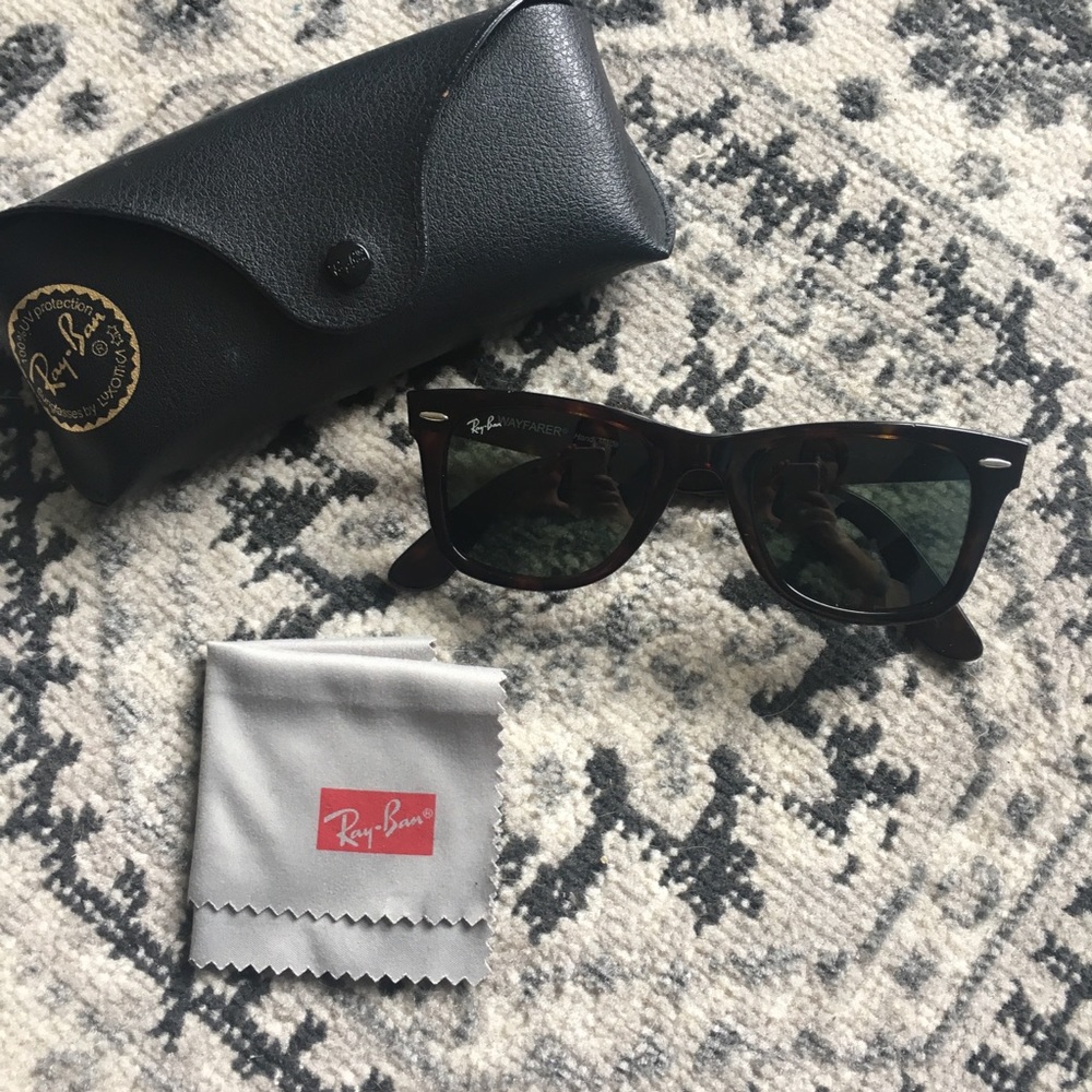 Ray-Ban Wayfarer Sunglasses